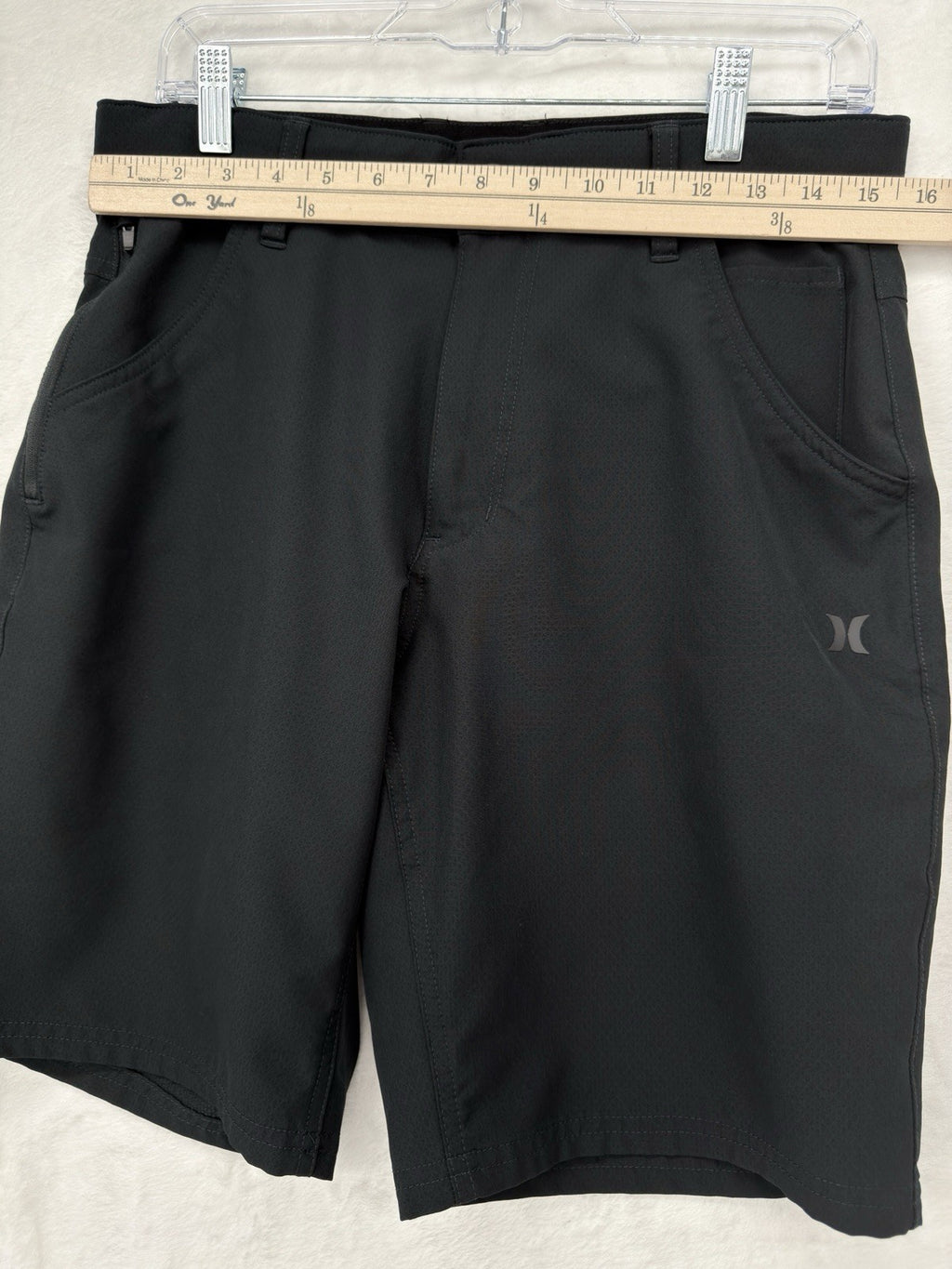 Hurley Men's Trek Hybrid Shorts 30 Black 9.5” Water Repellent Hiking