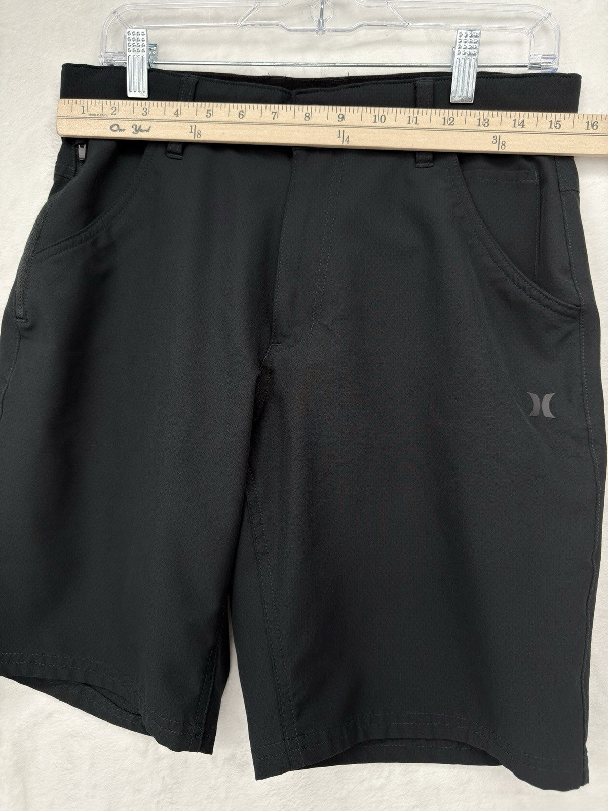 Hurley Men's Trek Hybrid Shorts 30 Black 9.5” Water Repellent Hiking