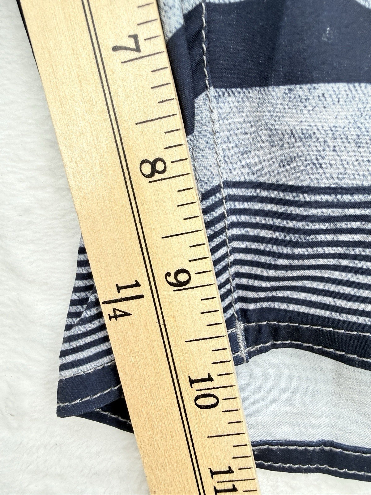 American Eagle Outfitters Board Shorts Large Mens Blue Striped Swim Trunks