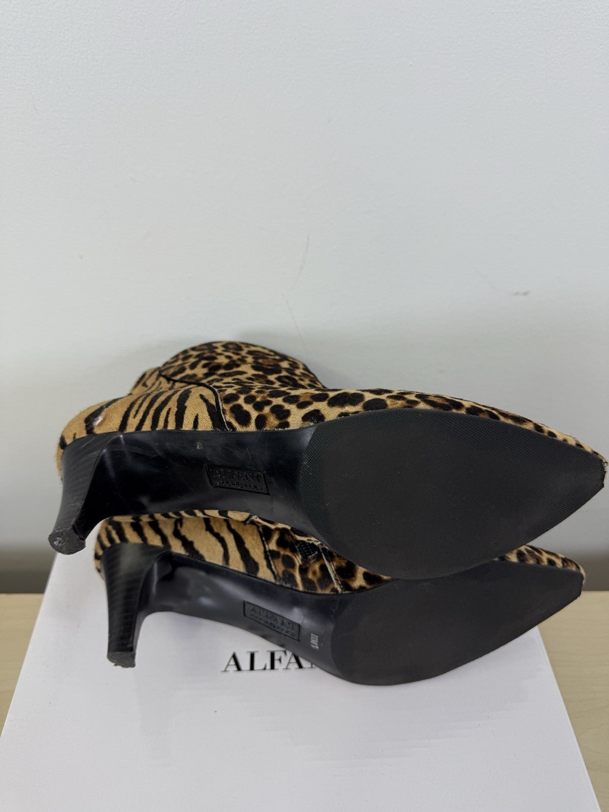 Alfani Harpper Booties 11 Womens Leopard Print Kitten Heel Calfhair Heels Animal