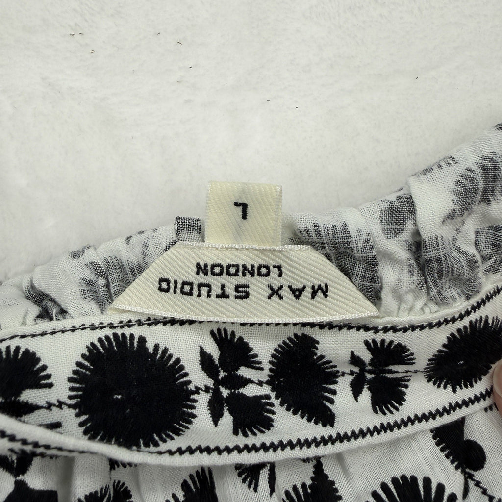 Max Studio London Top Large Square Neck Flutter Sleeve Black White Embroidered