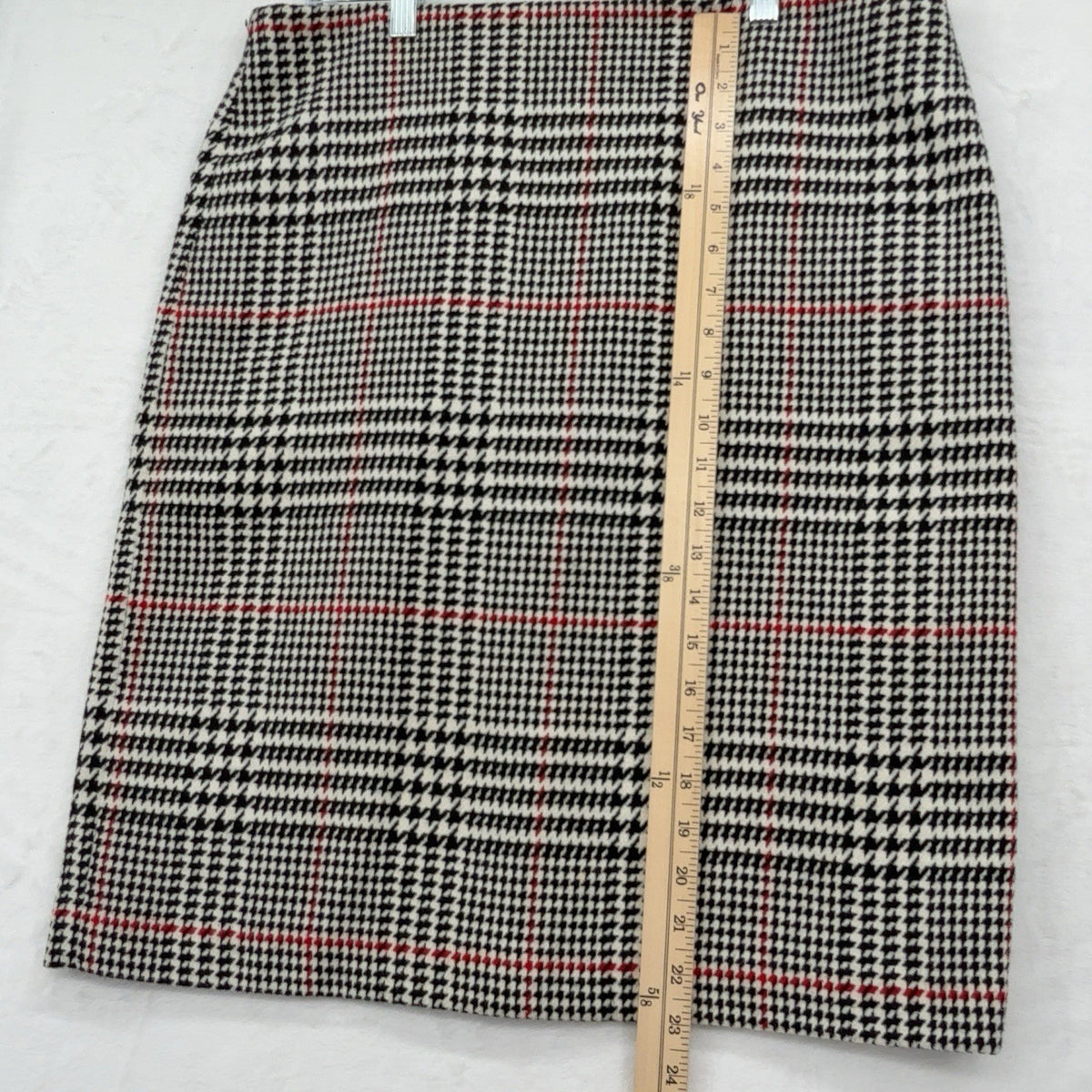 Talbots Skirt Size 12 Houndstooth Plaid Wool Blend Black Red Pencil A Line