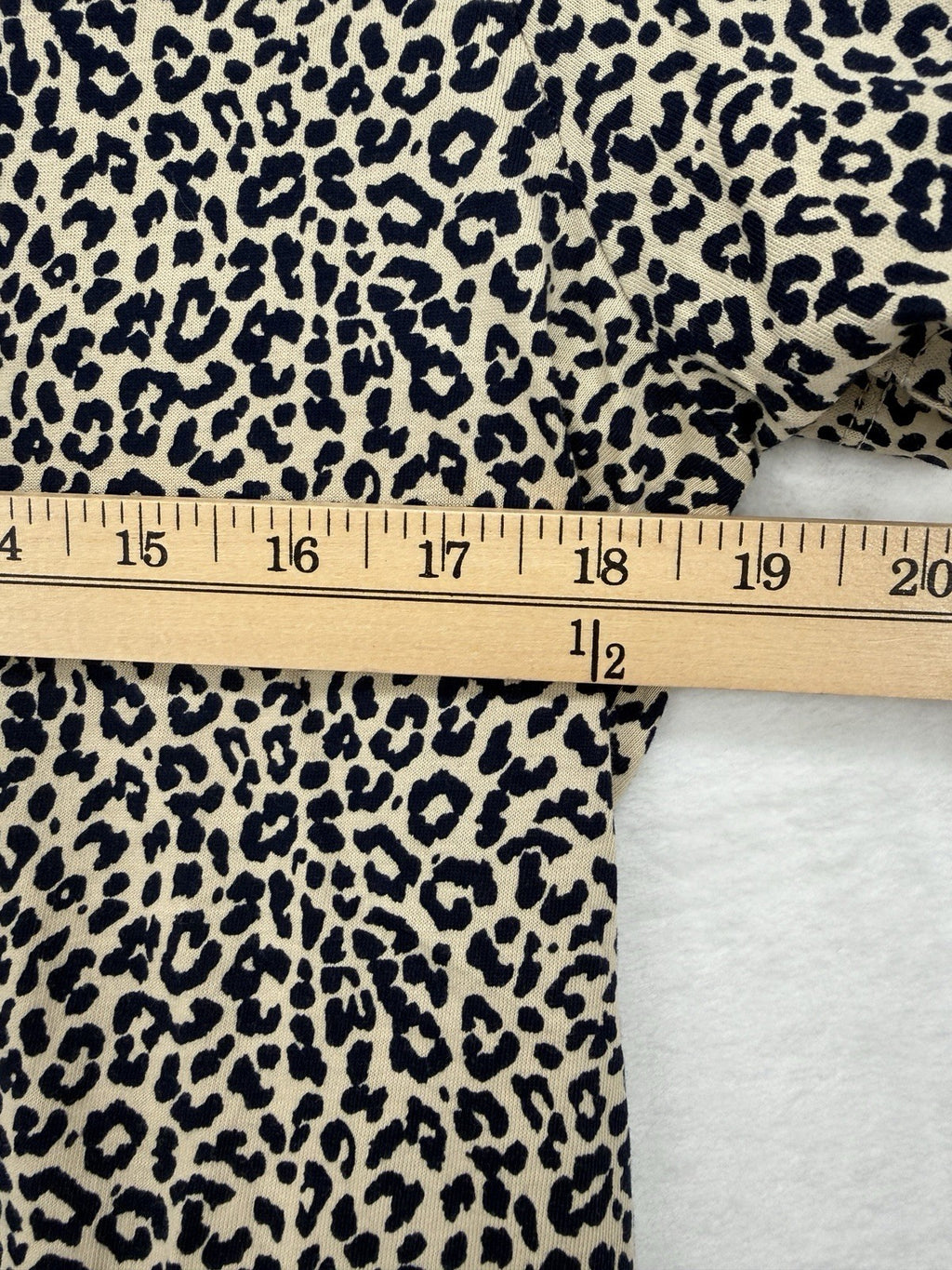 J Crew Top Women Medium Collector Tee Lot Cheetah Leopard Print Short Sleeve New