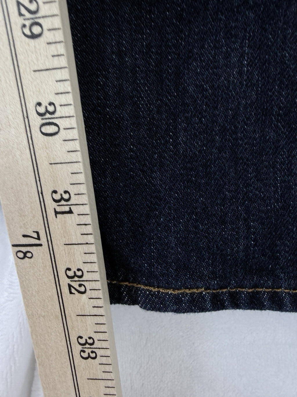 Levis 501 Jeans Mens Button Fly 30x32  Dark Blue Straight Leg