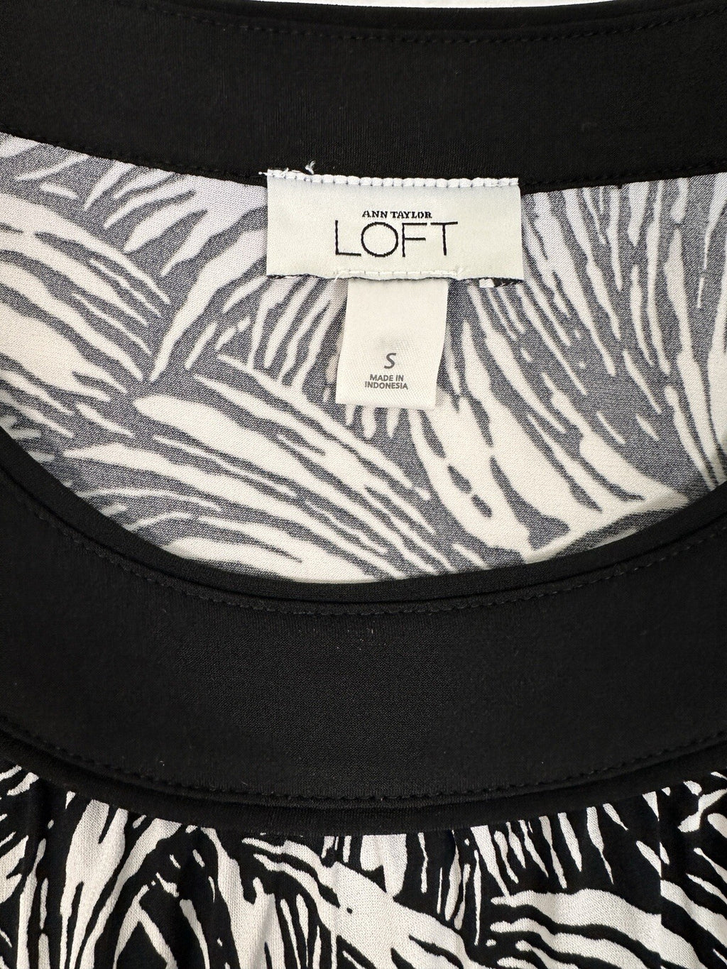 Ann Taylor LOFT Dress Small Sleeveless Black White Palm Tree Print A Line