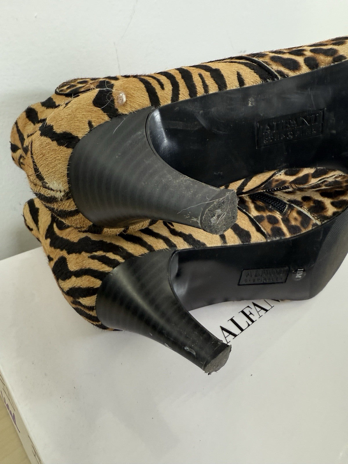 Alfani Harpper Booties 11 Womens Leopard Print Kitten Heel Calfhair Heels Animal