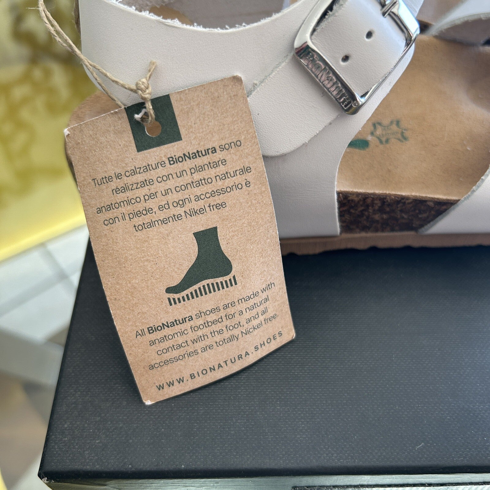 Bianatura Sandals EU 38 US 8 White Leather Womens Cork Bed Made In Italy