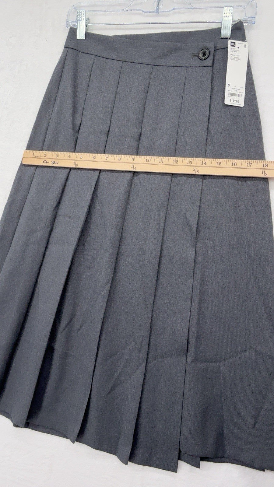 GU Wrap Pleated Midi Skirt Small Women Gray Uniqlo Dark Academia Hipster New NWT