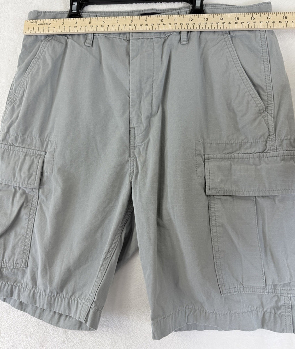 Levis Cargo Shorts 34 Mens Gray 9” Levi Strauss
