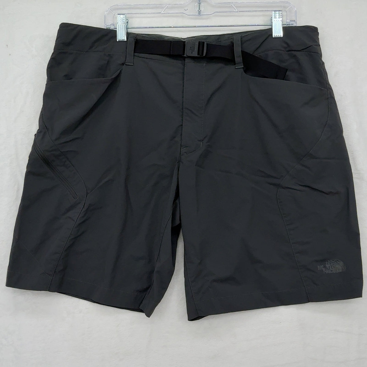 The North Face Paramount Shorts 38 Gray Belted Cargo Mens 8.5” Nylons Stretch
