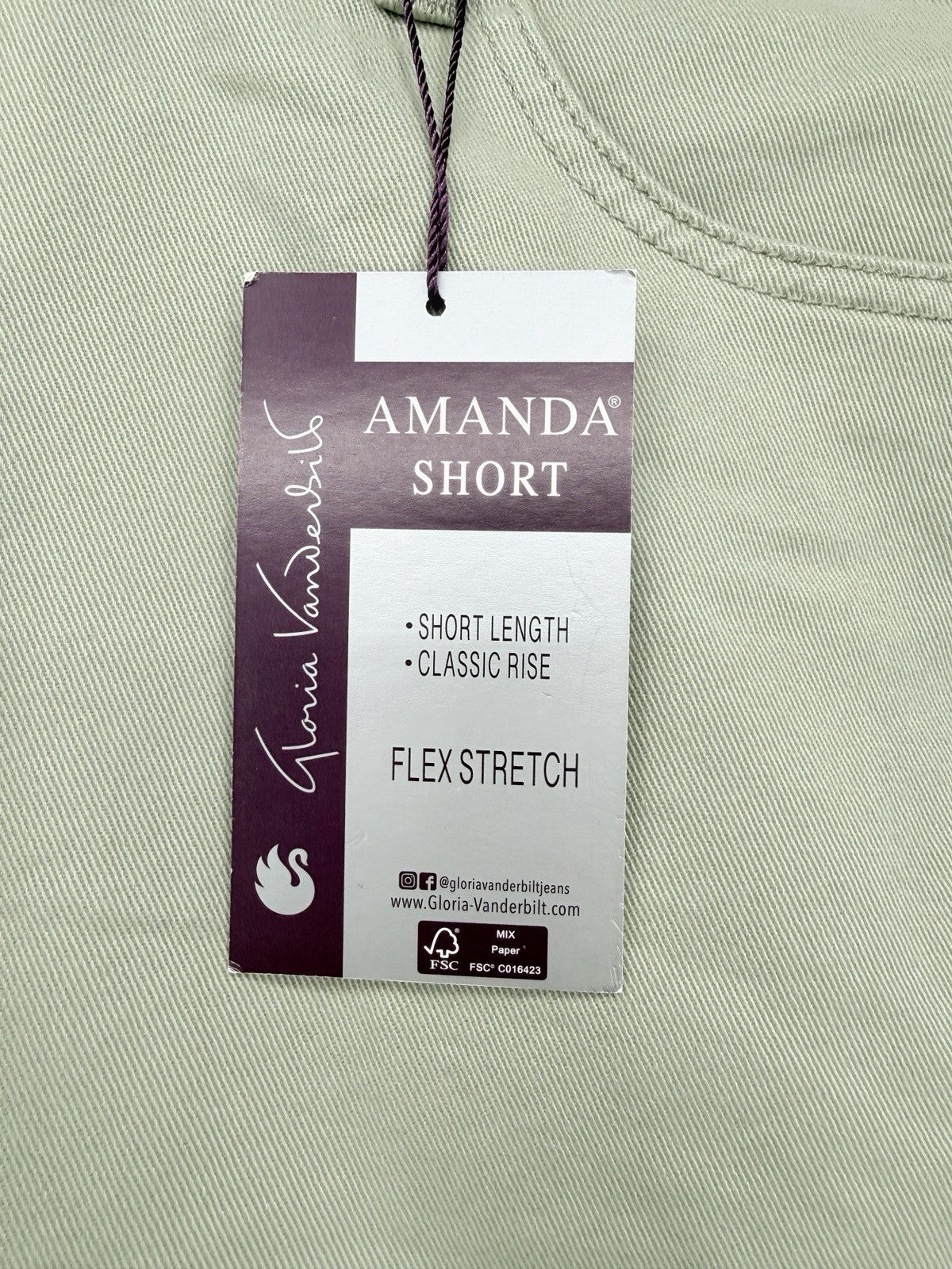 Gloria Vanderbilt Amanda Shorts 24W Jean Green Denim Slimming Effect Women New