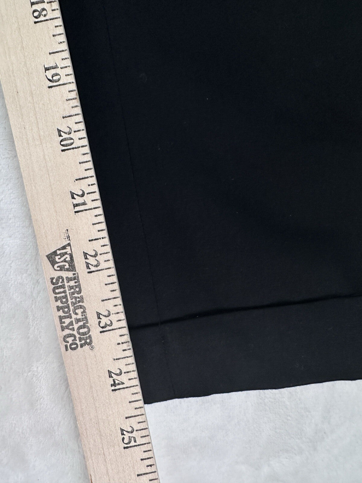 Ann Taylor Marisa Crop Pants Size 10 Black Button Tab Womens