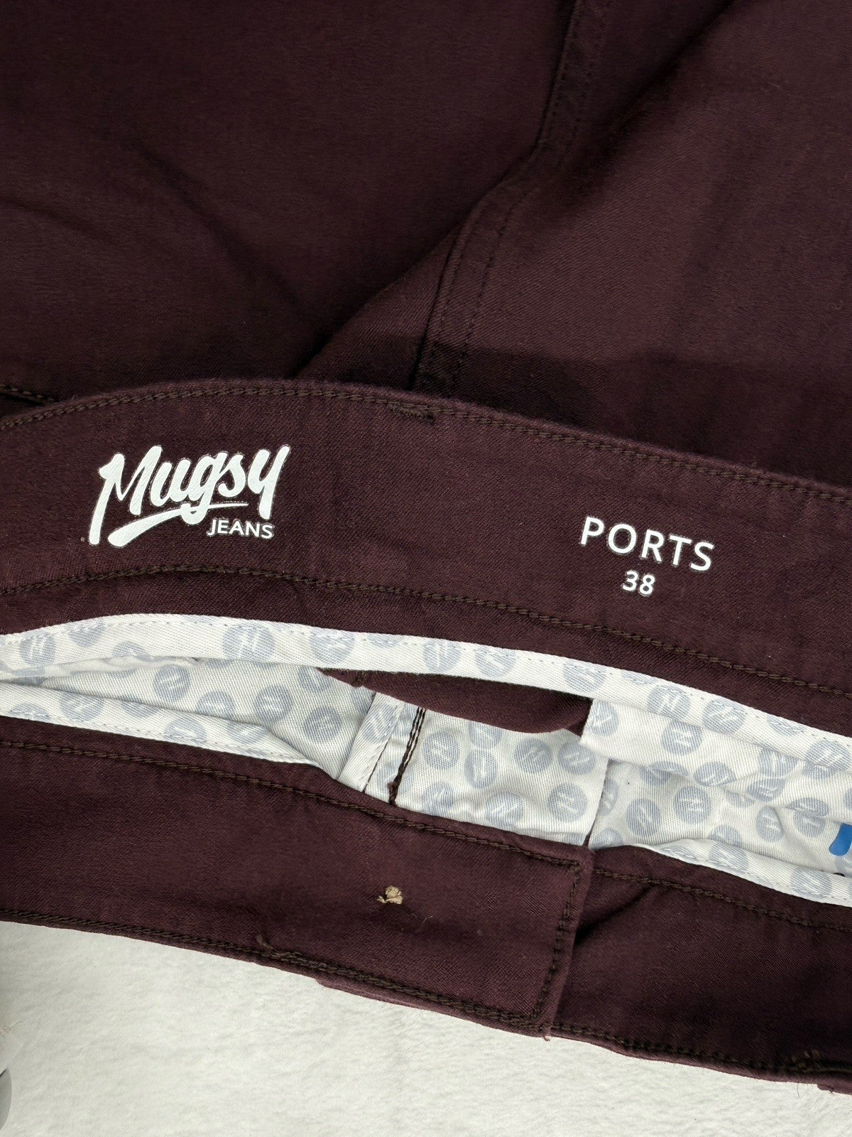 Mugsy Shorts 38 Ports 9” Maroon Chino Mens