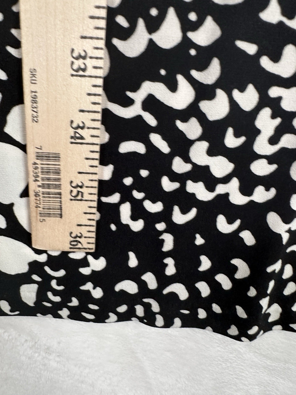 Banana Republic Dress Medium Sheath Black White V Neck 3/4 Sleeve Womens