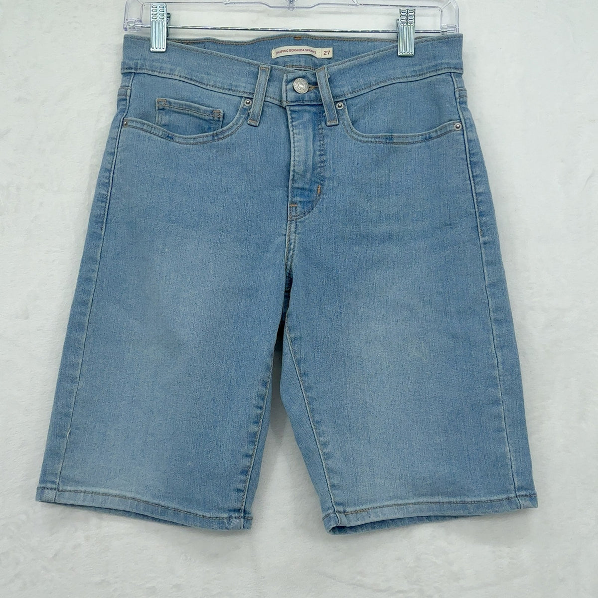 Levi's Shaping Bermuda Shorts 27 Womens Light Blue Jean Denim 9.5”