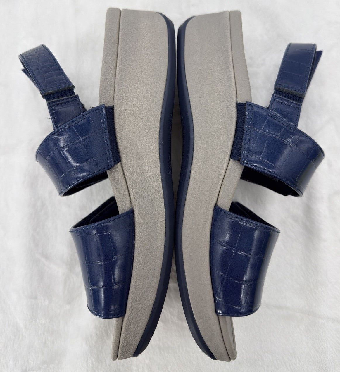 Vionic Womens 7 Roma Backstrap Platform Wedge Sandals Blue Patent Leather Shoes