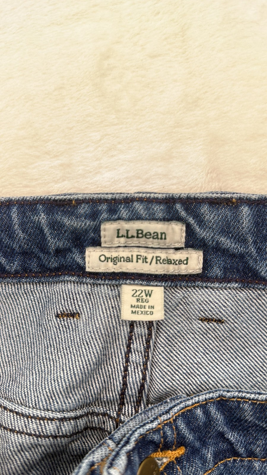 L.L.Bean Original Fit Relaxed Jeans 22W Regular Womens Blue relaxed fit 5-pocket