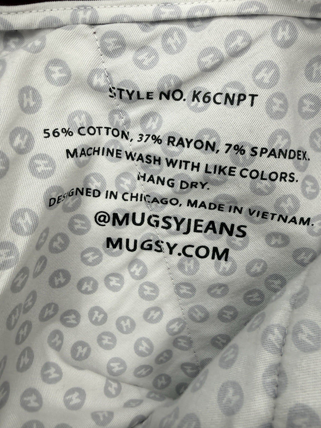 Mugsy Shorts 38 Ports 7” Maroon Chino Mens