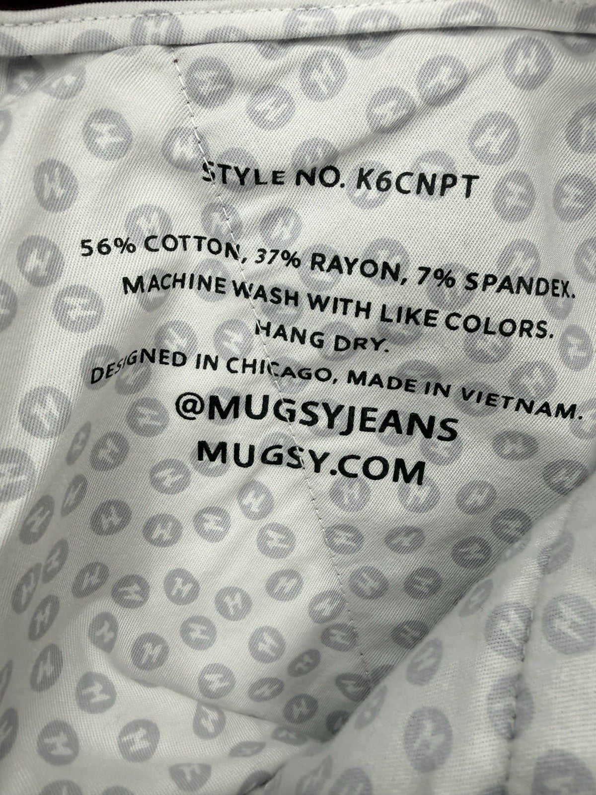 Mugsy Shorts 38 Ports 7” Maroon Chino Mens