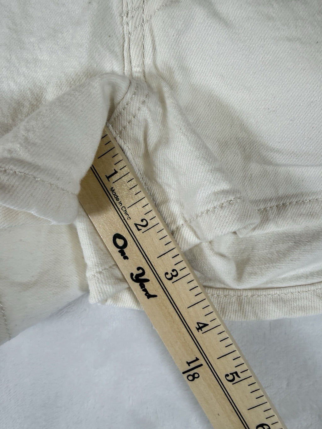 Levis 501 Shorts 26 Womens White Ivory Button Fly Original