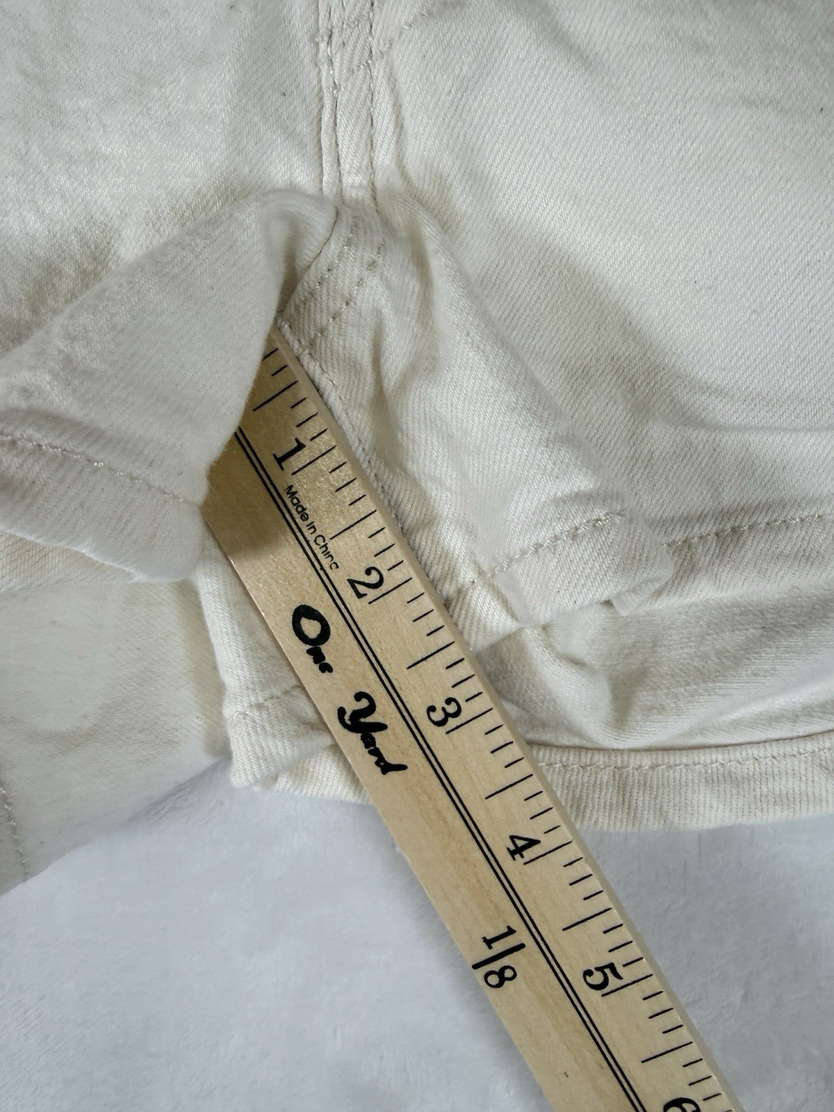 Levis 501 Shorts 26 Womens White Ivory Button Fly Original
