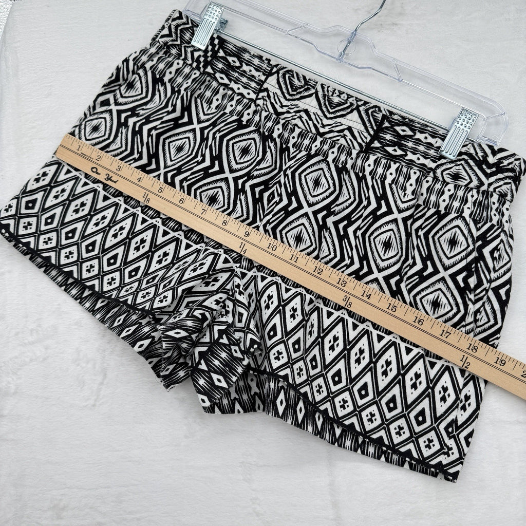 J Crew Linen Blend Shorts 6 Womens Black White Print Pull On 3” Mid Rise