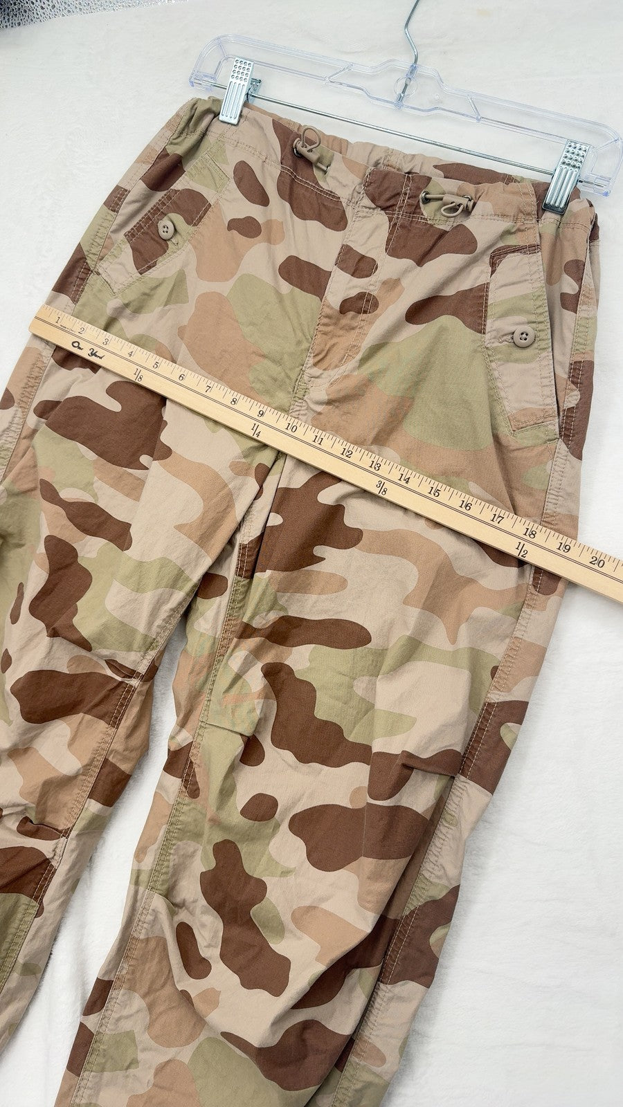 American Eagle Outfitters Drawstring Camo Cargo Jogger Pants Small Womens