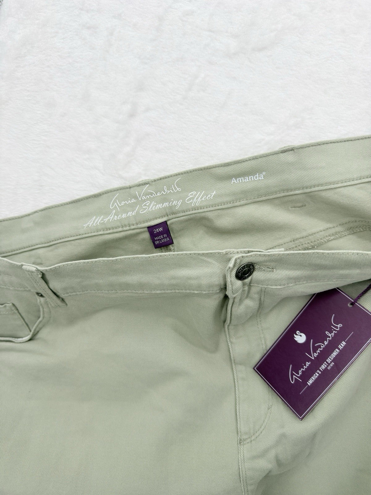 Gloria Vanderbilt Amanda Shorts 24W Jean Green Denim Slimming Effect Women New