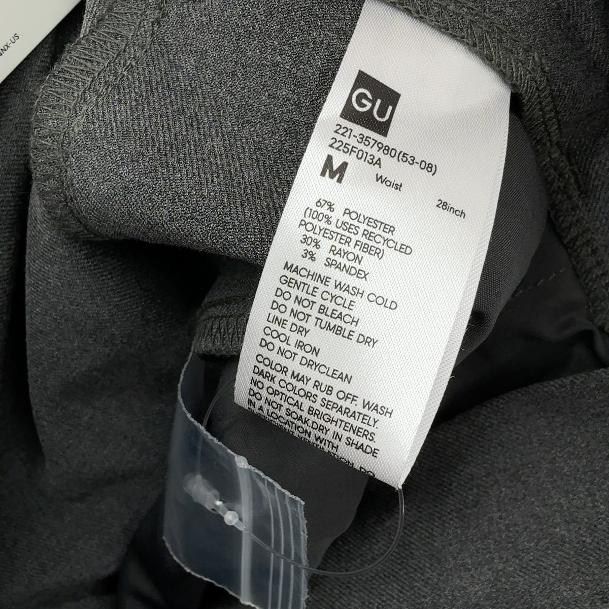 GU Uniqlo Bermuda Shorts Medium Womens Gray Wide Leg Culottes Hipster New NWT