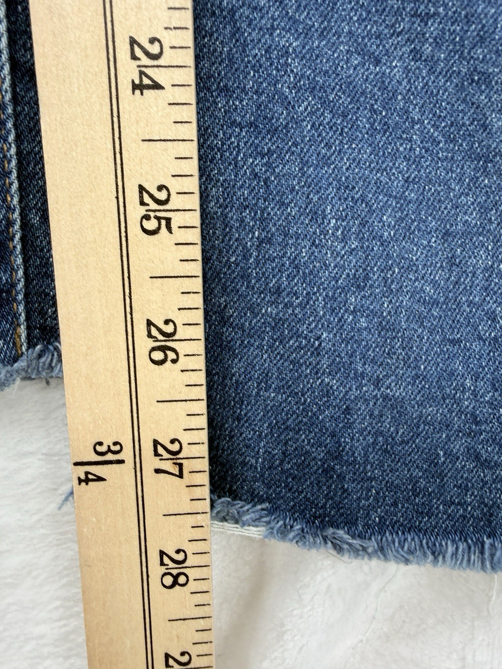 J Crew 9” Toothpick Jeans 25 Womens Blue Denim Raw Hem