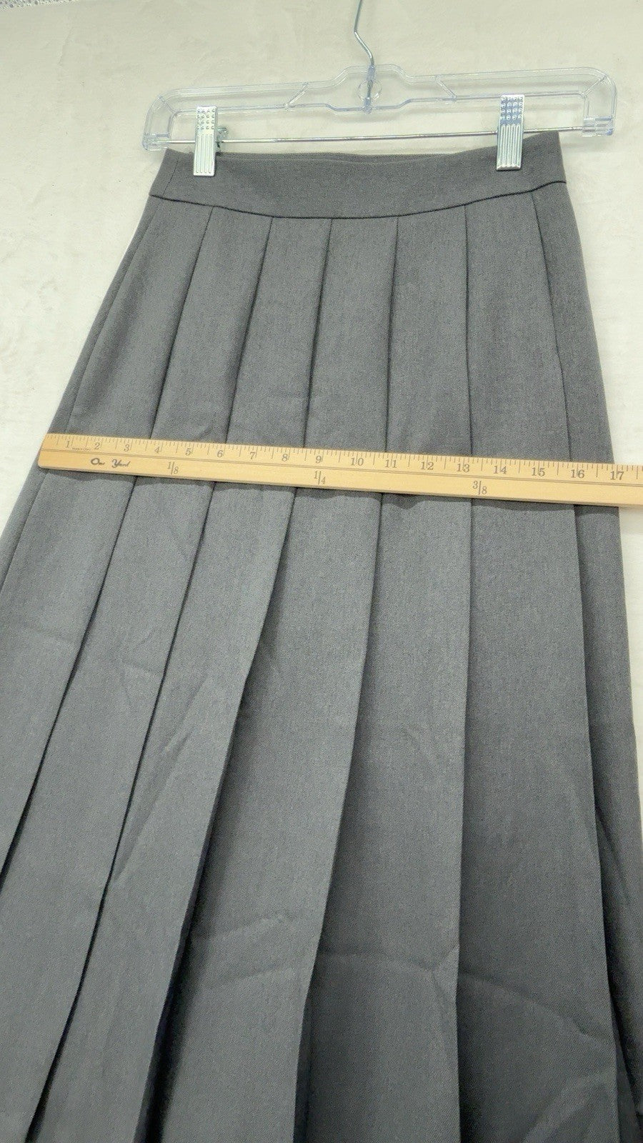 GU Wrap Pleated Midi Skirt XS Women Gray Uniqlo Dark Academia Hipster New NWT