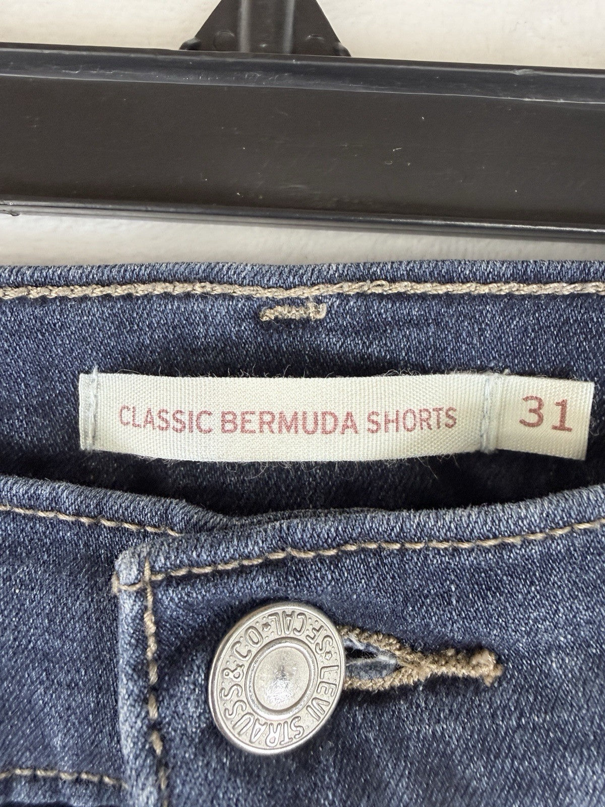 Levis Classic Bermuda Shorts 31 Womens Blue Denim
