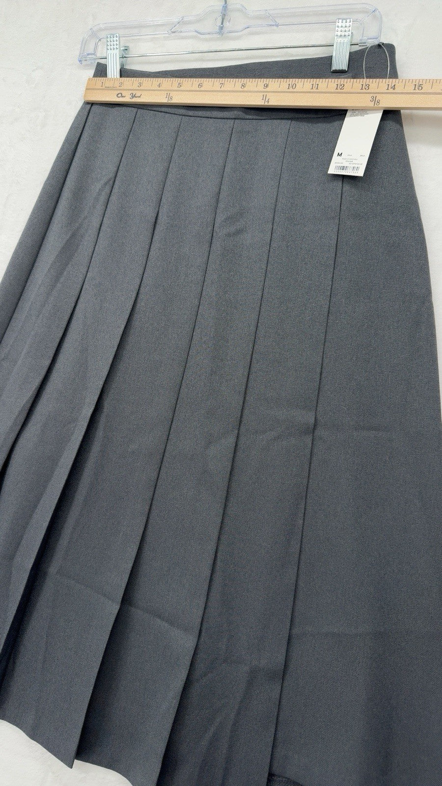 GU Wrap Pleated Midi Skirt Medium Women Gray Uniqlo Dark Academia Hipster New