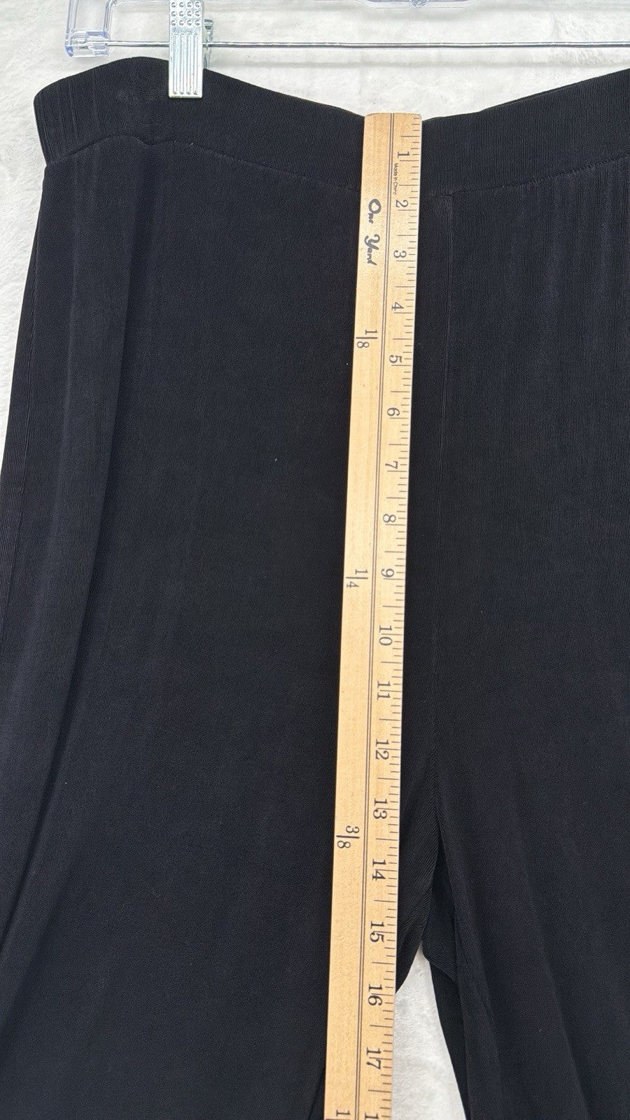 Chicos Travelers Size 3 Short Pants Black Pull On XL Womens Acetate Spandex