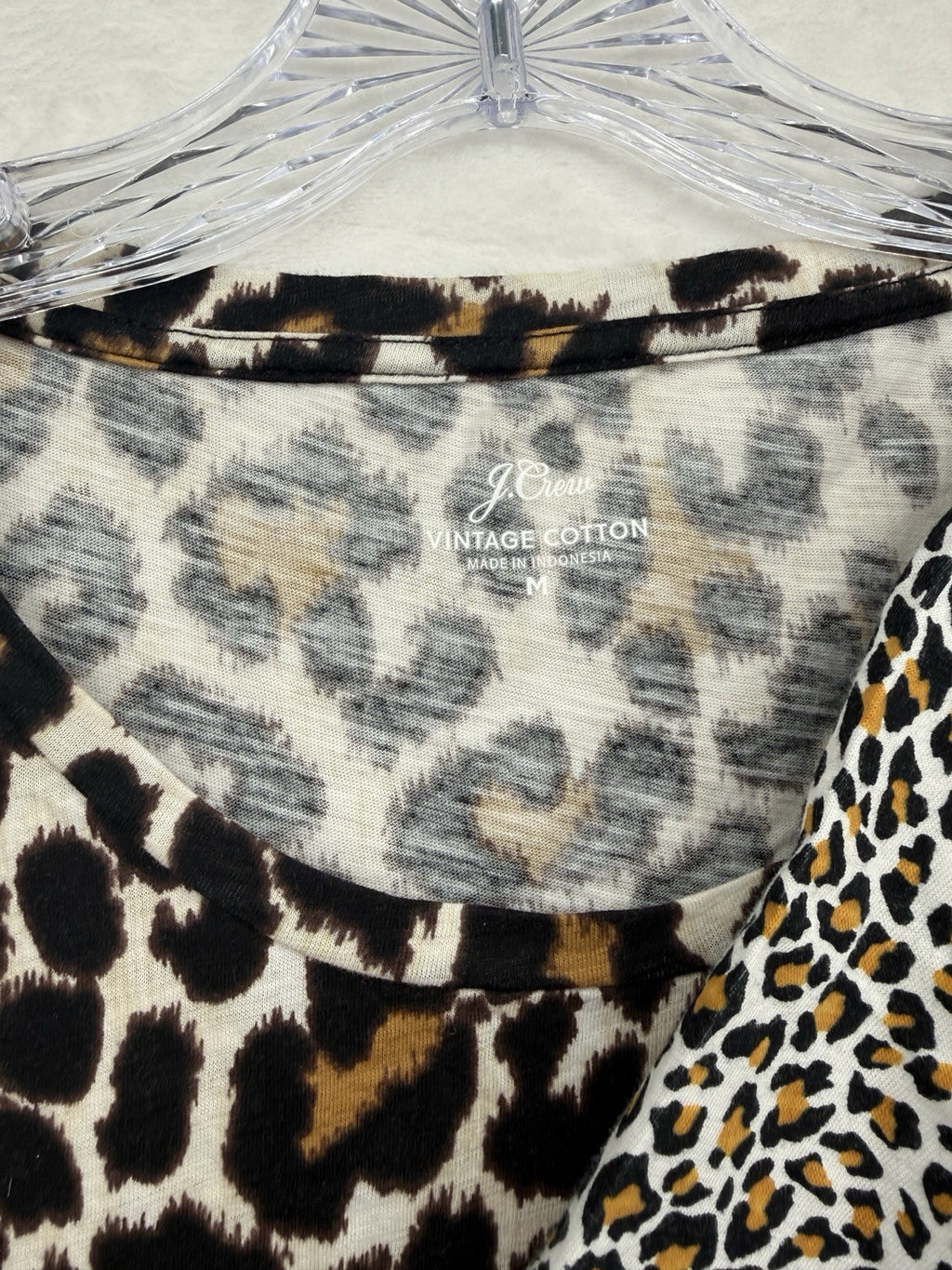 J Crew Top Women Medium Vintage Artist Tee Lot Leopard Print Short Sleeve New