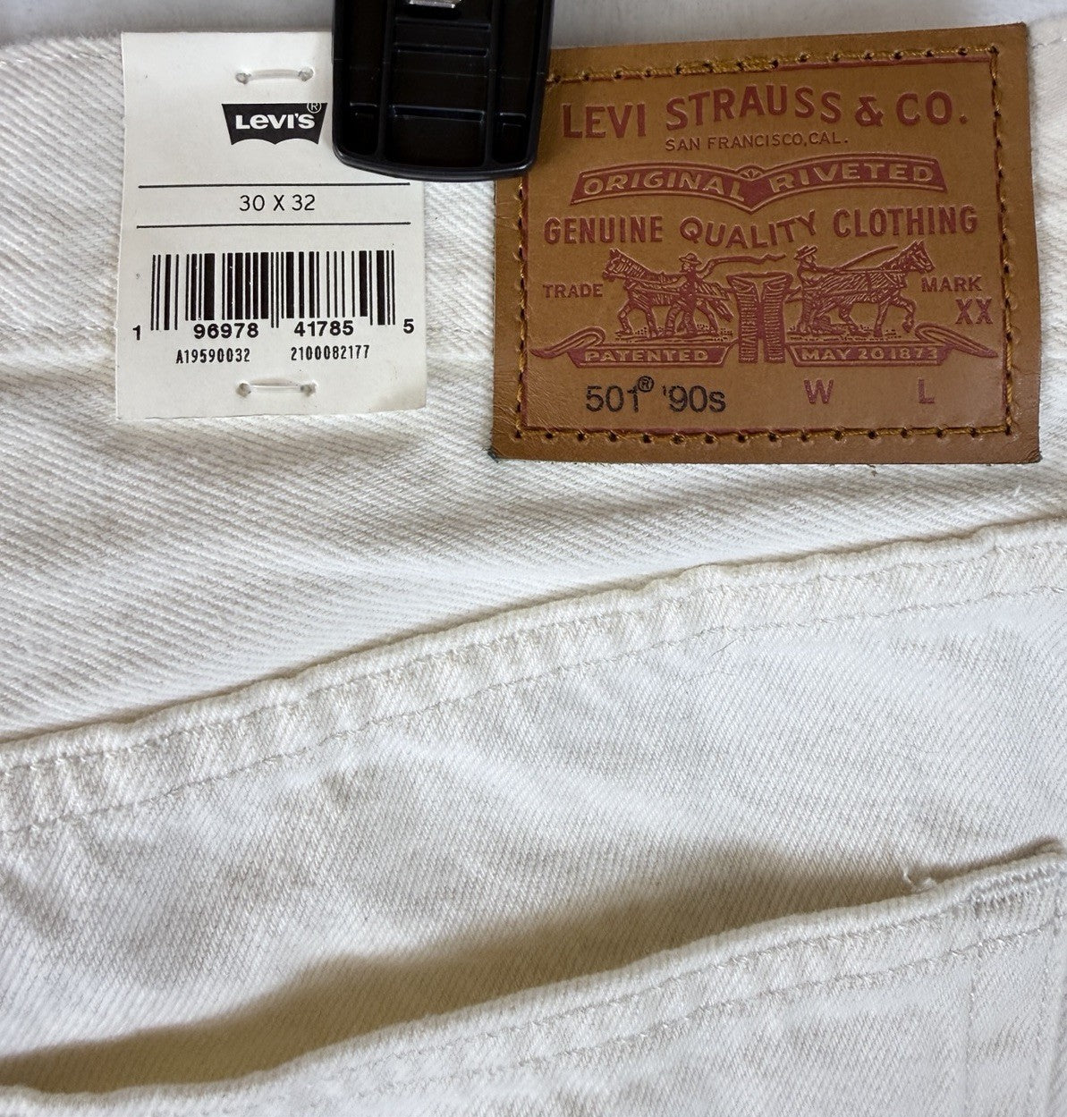 Levis 501 ‘90s Womens Jeans 30 30x32 White Ivory Button Fly Original New