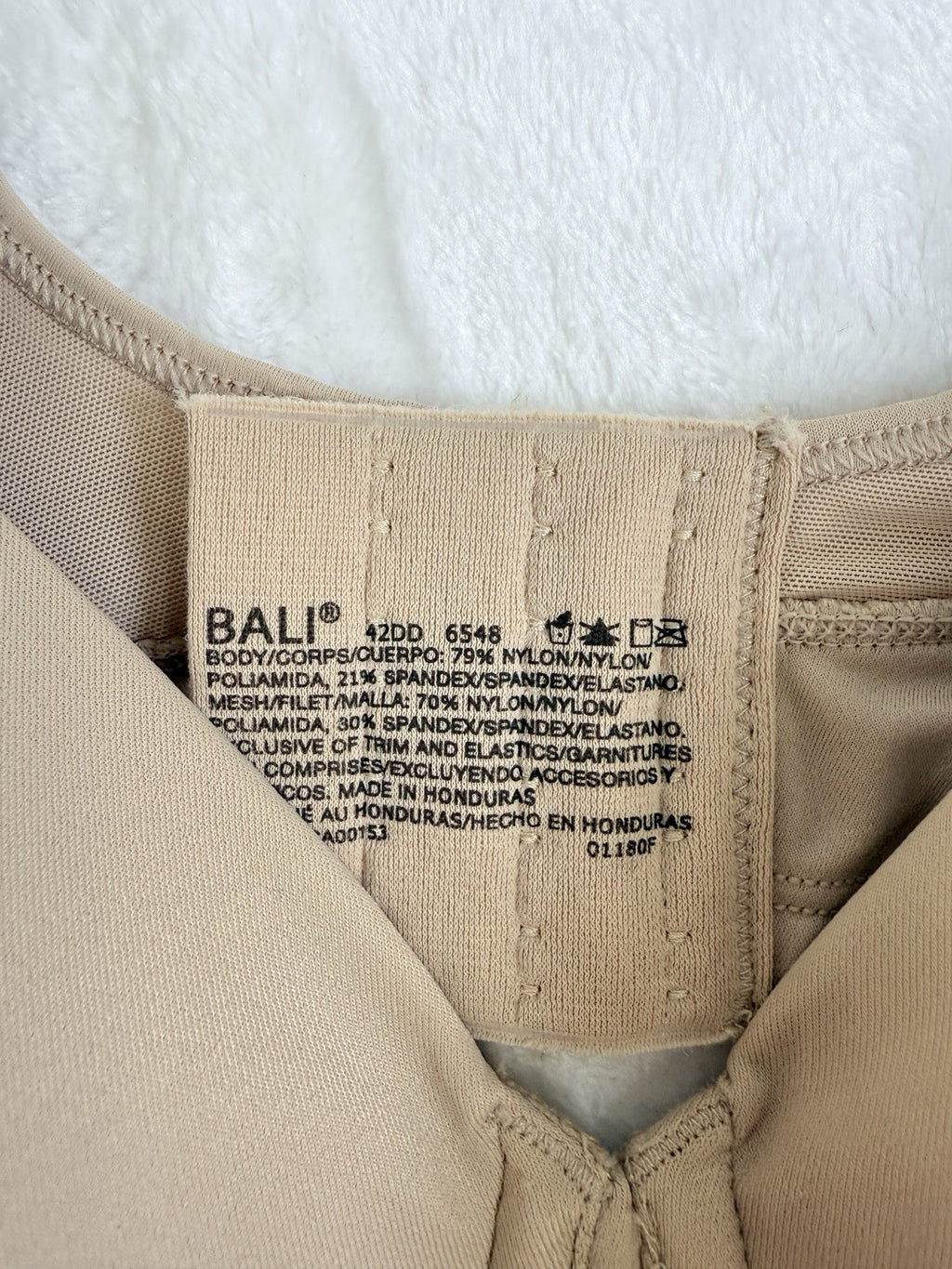 Bali Bra 42DD 6548 Beige Underwire Smoothing Full Coverage Womens