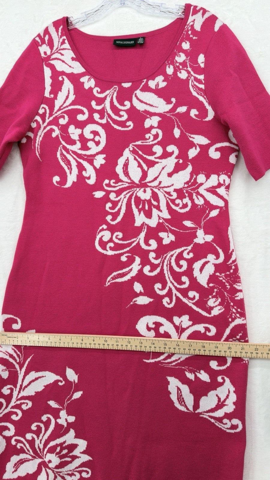 Nina Leonard Sweater Dress Large Pink Floral Elbow Sleeve Knee Length Womens