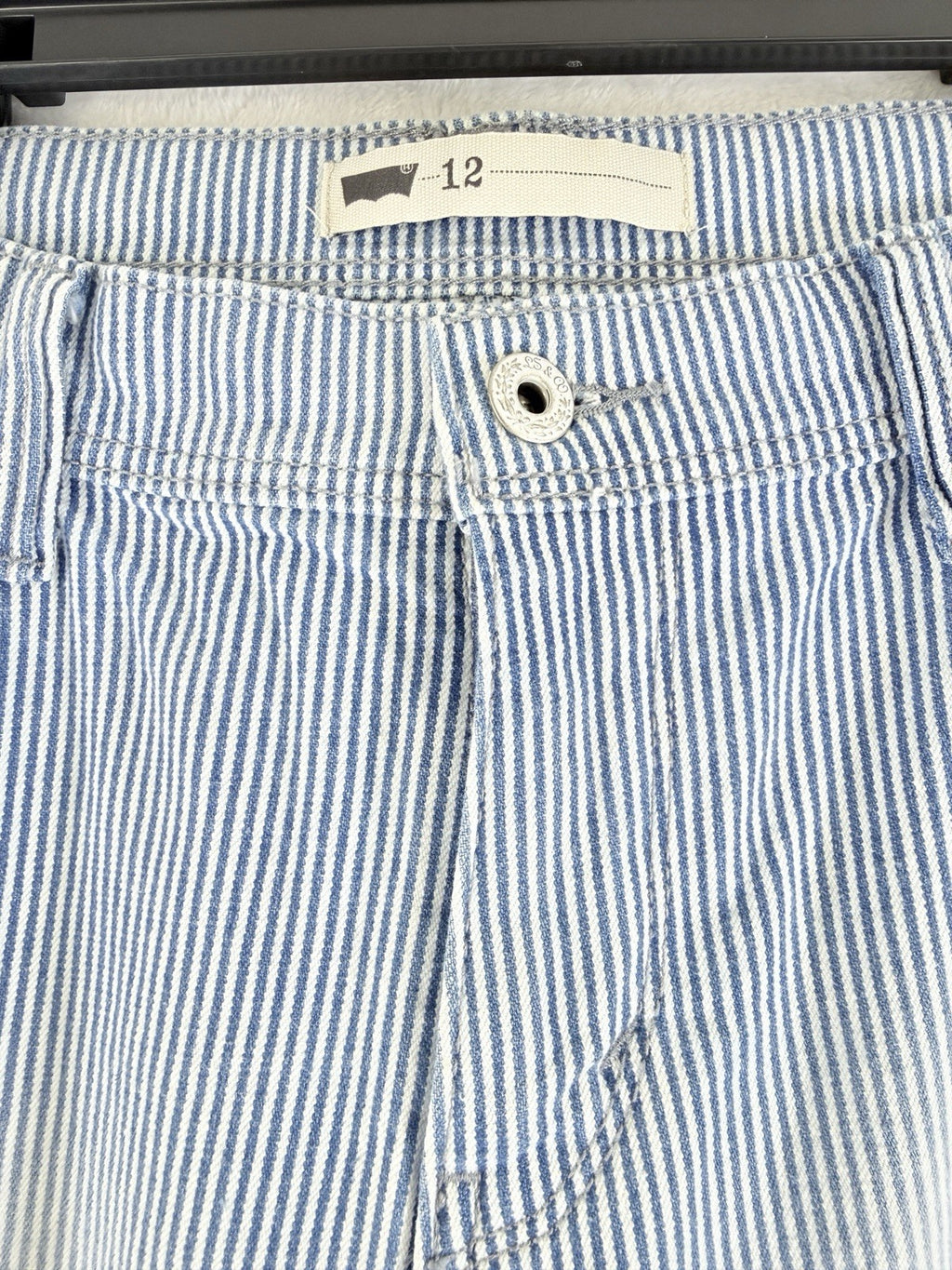 Levis Jean Shorts Women 12 Denim Light Blue White Striped 11” Bermuda Roll Hem