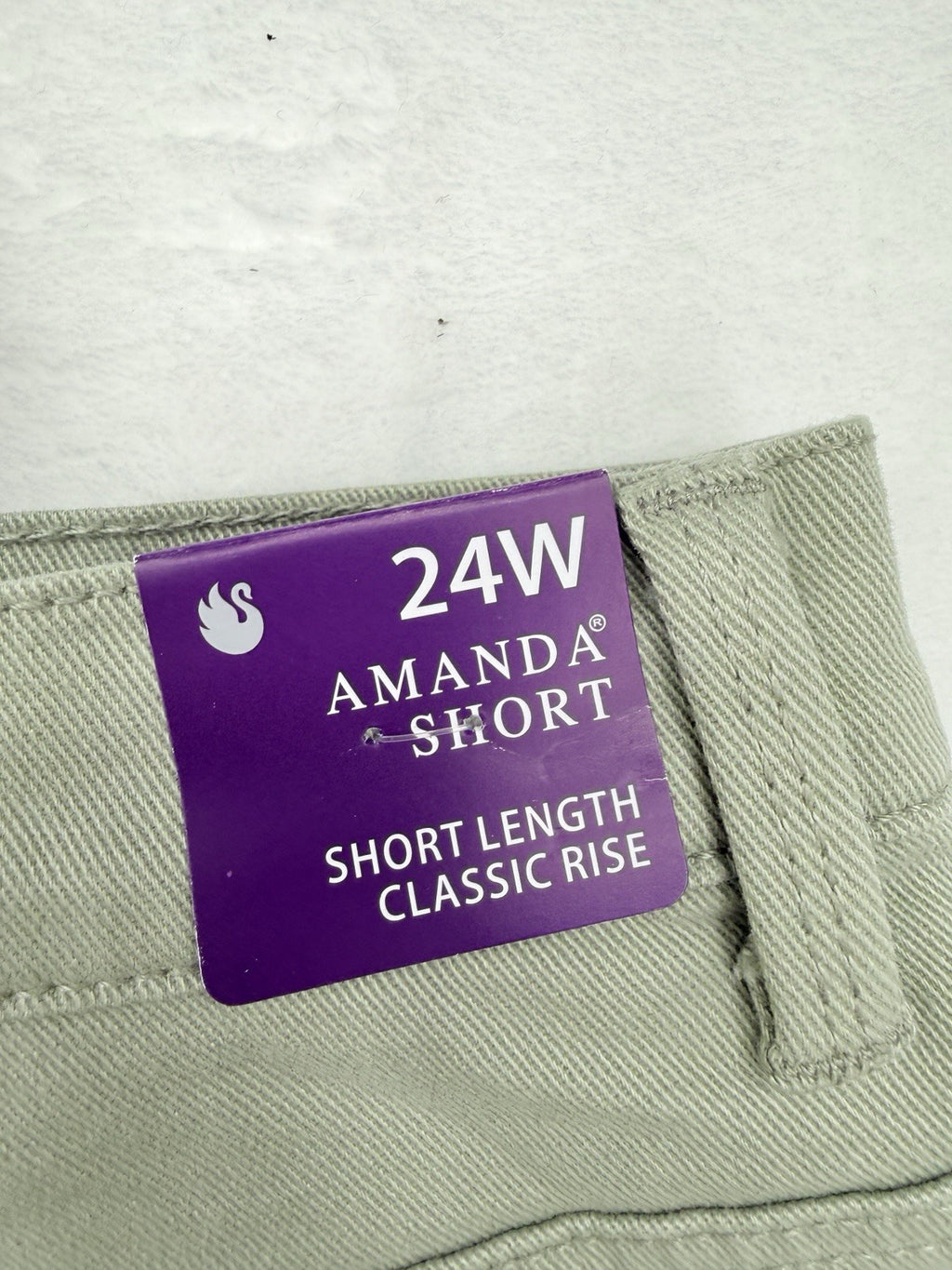 Gloria Vanderbilt Amanda Shorts 24W Jean Green Denim Slimming Effect Women New