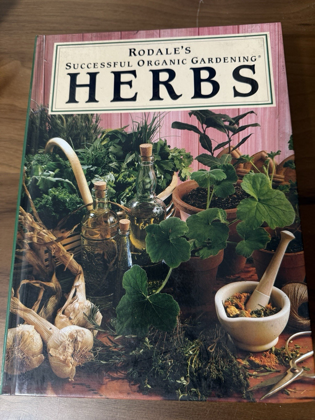 4 Rodale’s Successful Organic Gardening Books Landscaping Trees Pruning Lot