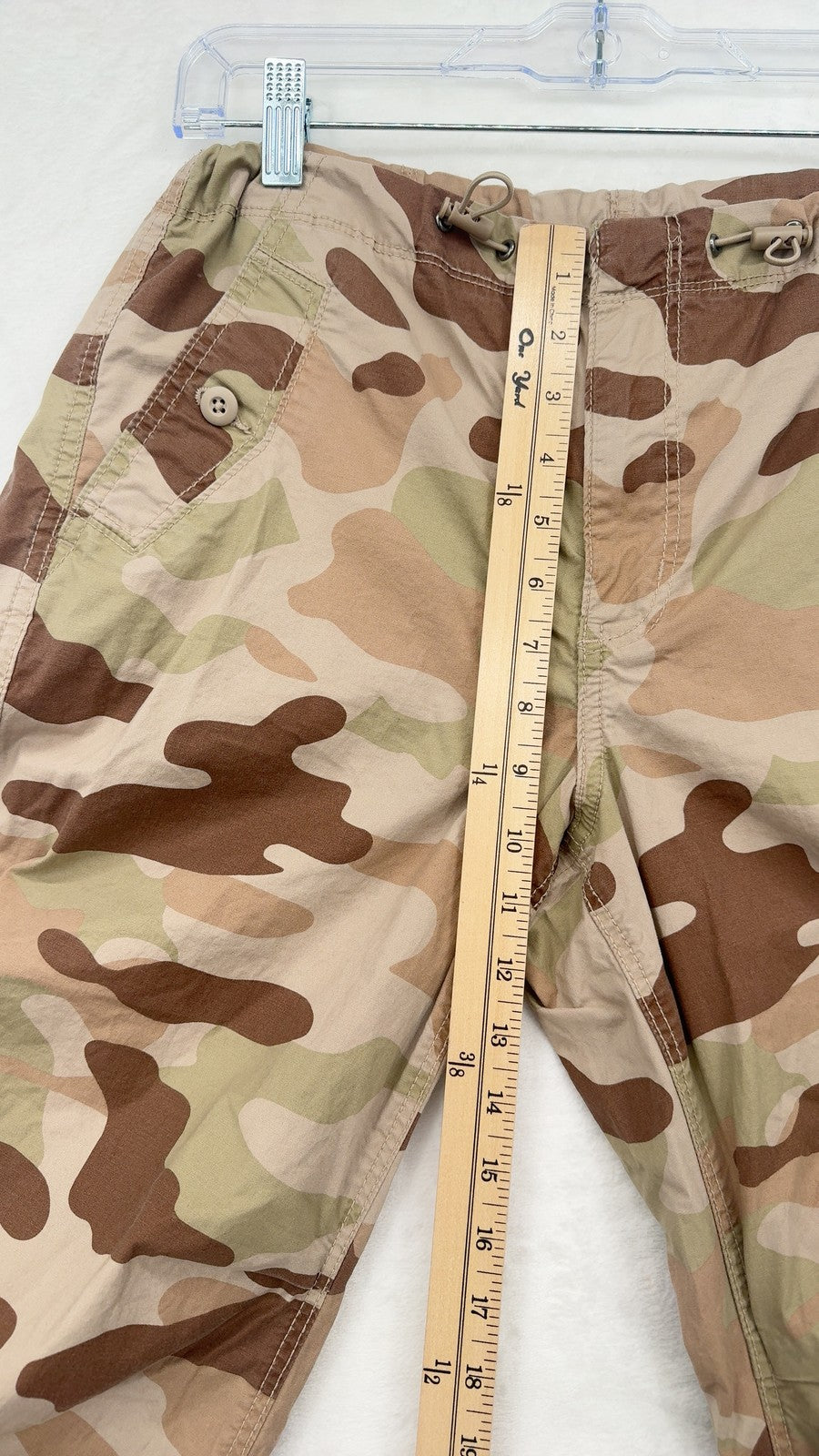 American Eagle Outfitters Drawstring Camo Cargo Jogger Pants Small Womens
