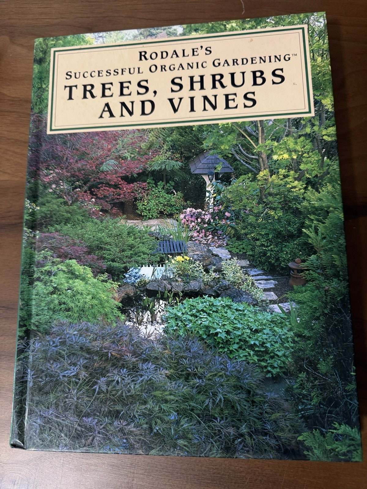 4 Rodale’s Successful Organic Gardening Books Landscaping Trees Pruning Lot