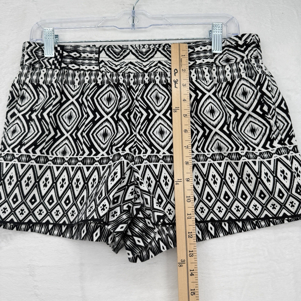 J Crew Linen Blend Shorts 6 Womens Black White Print Pull On 3” Mid Rise