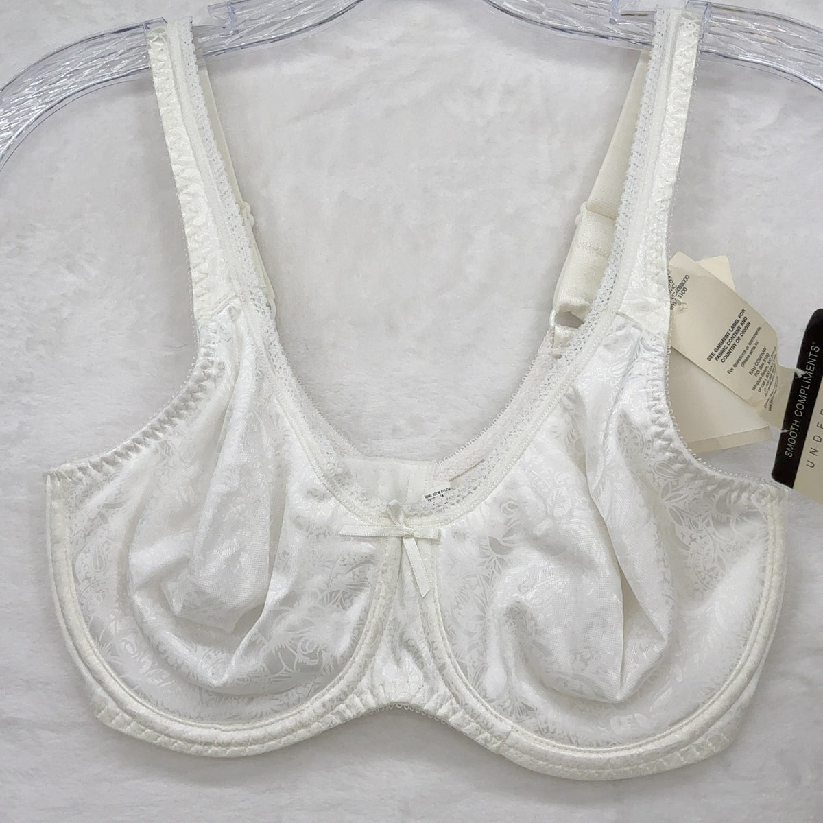 Bali Bra 36C Smooth Compliments Underwire Womens White Full Support 3100 New NWT