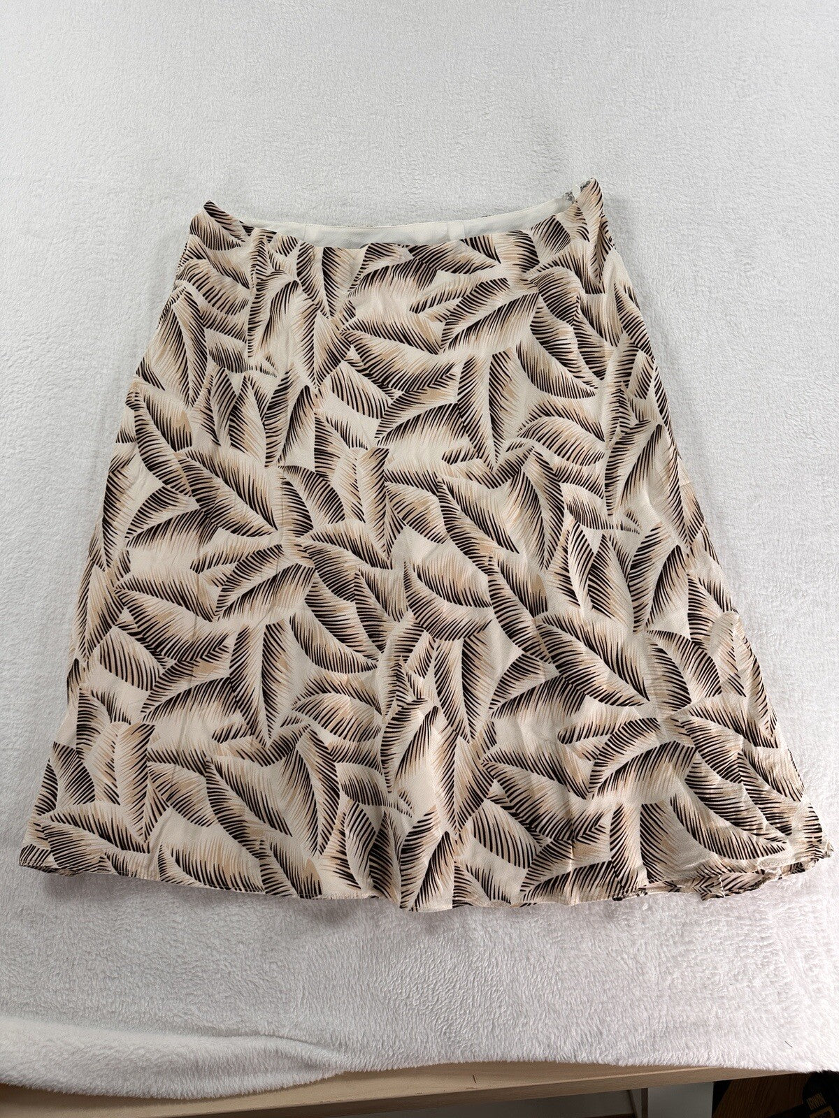 Ann Taylor Silk Skirt Size 4 Lined Tropical Print Knee Length A Line