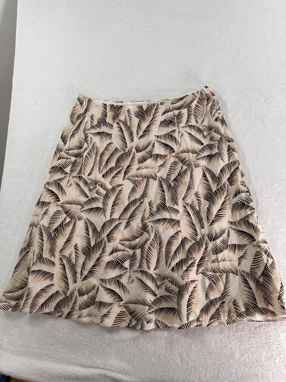 Ann Taylor Silk Skirt Size 4 Lined Tropical Print Knee Length A Line