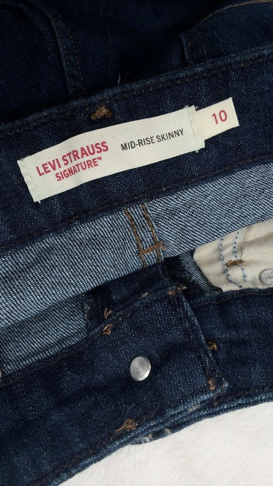 Levi Strauss Signature Mid Rise Skinny Jeans 10 Short 10S Womens Blue 30x28 Blue