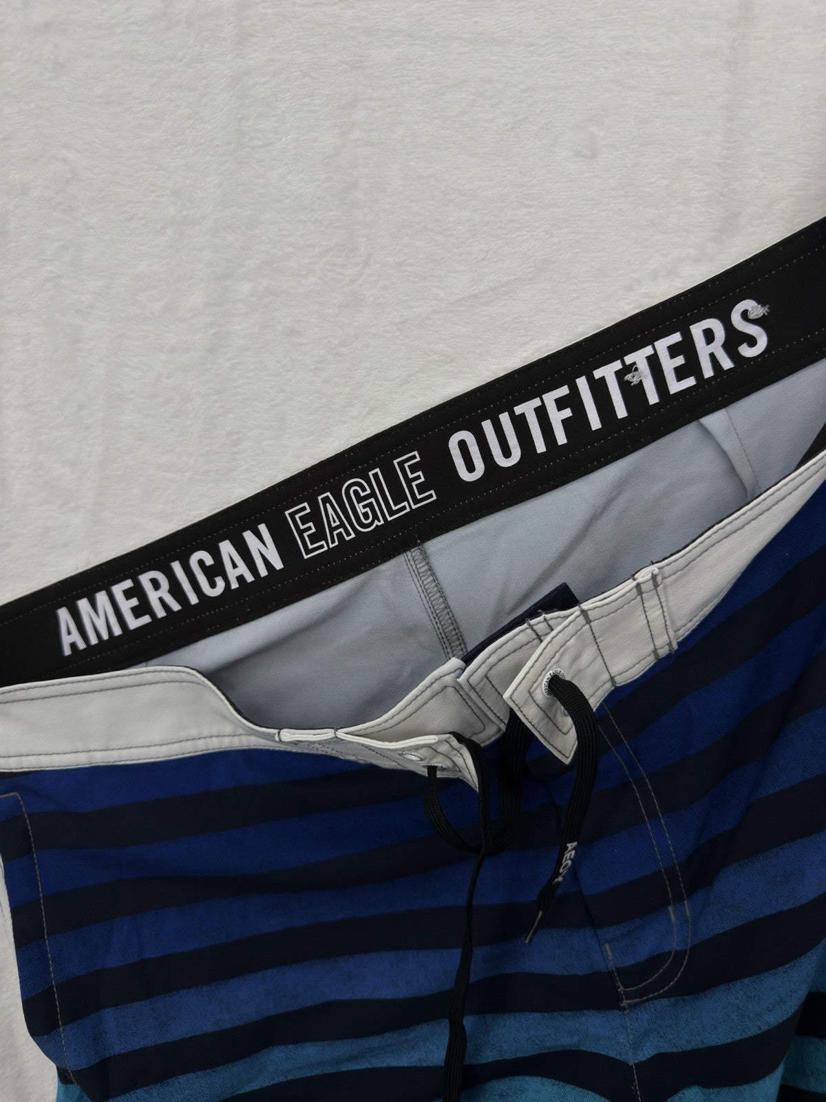 American Eagle Outfitters Board Shorts Large Mens Blue Striped Swim Trunks