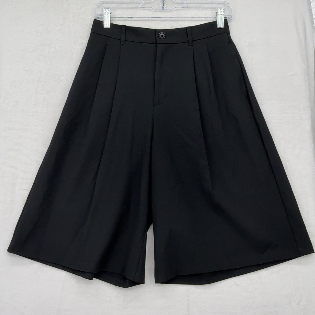 GU Uniqlo Wide Leg Bermuda Shorts M Medium Womens Black Pleated Hipster New NWT